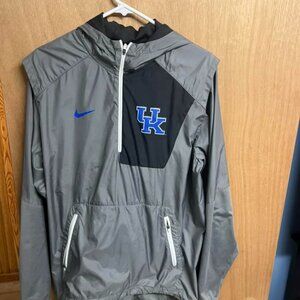 Nike pull over